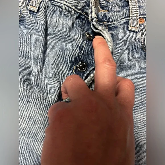 JK* Forever 21 Button Fly Distressed Denim Shorts - Picture 4 of 7